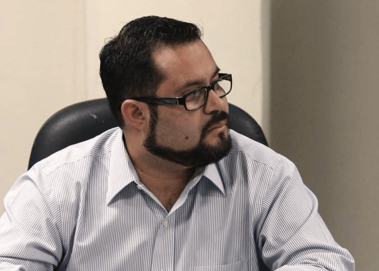 padre-de-diputado-de-arena-se-inscribio-a-nuevas-ideas-y-su-hijo-lo-felicita-por-la-decision